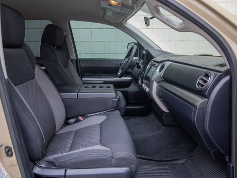 Used 2017 Toyota Tundra SR5 RWD image 21