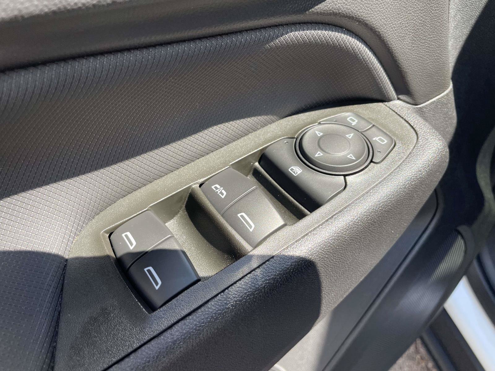 Used 2023 Chevrolet Equinox RS AWD/4WD image 6