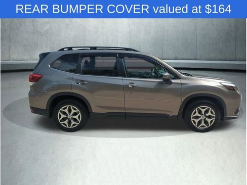 Used 2024 Subaru Forester Premium AWD/4WD image 8