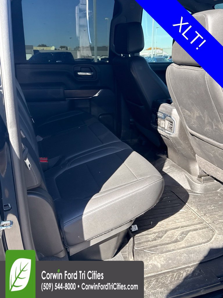 Used 2017 Ford F150 XLT w/ Equipment Group 302A Luxury AWD/4WD image 45
