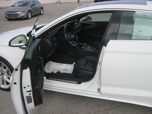 Used 2024 Audi A5 2.0T Premium Plus AWD/4WD image 12