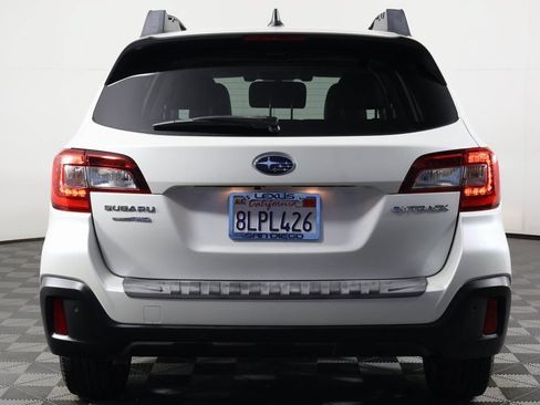 Used 2019 Subaru Outback 2.5i Limited w/ Popular Package #2 AWD/4WD image 5