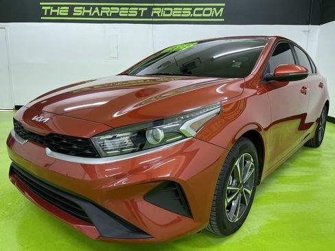 Used 2024 Kia Forte LXS w/ LXS Technology Package image 5