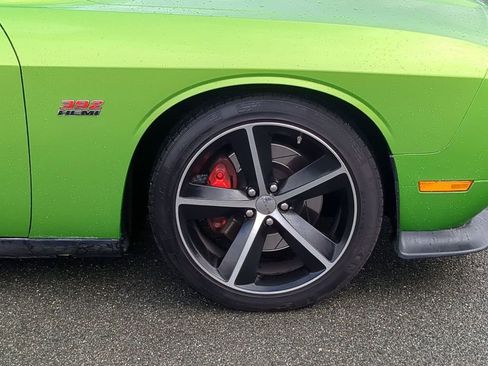 Used 2011 Dodge Challenger SRT8 w/ Green w/Envy Group RWD image 10