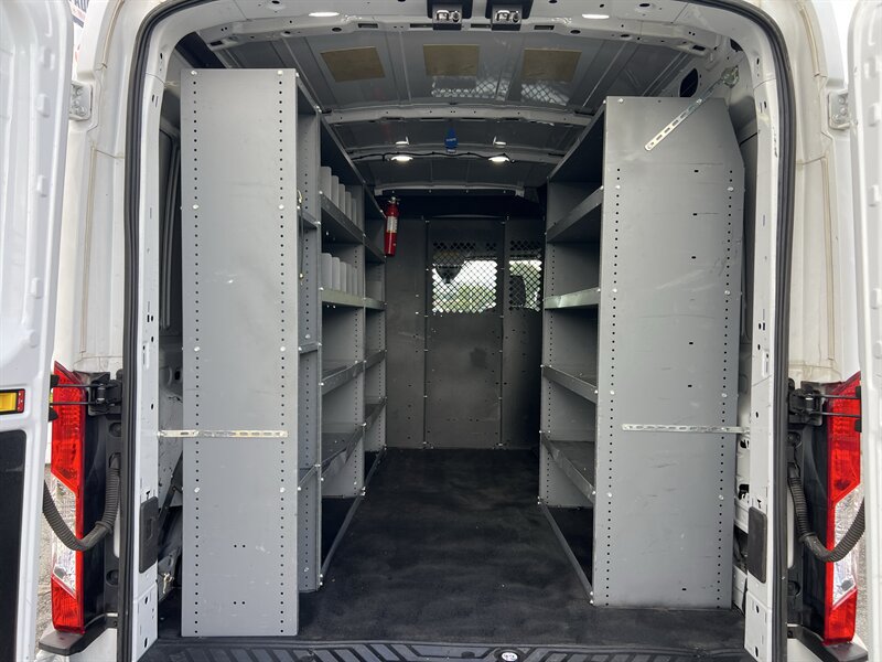 Used 2019 Ford Transit 250 130 Medium Roof RWD image 9