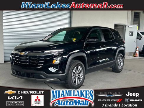 Used 2025 Chevrolet Equinox LT FWD image 1