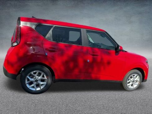 Used 2023 Kia Soul LX w/ LX Technology Package image 24