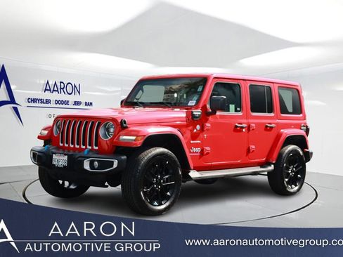Used 2023 Jeep Wrangler Unlimited Sahara AWD/4WD image 1