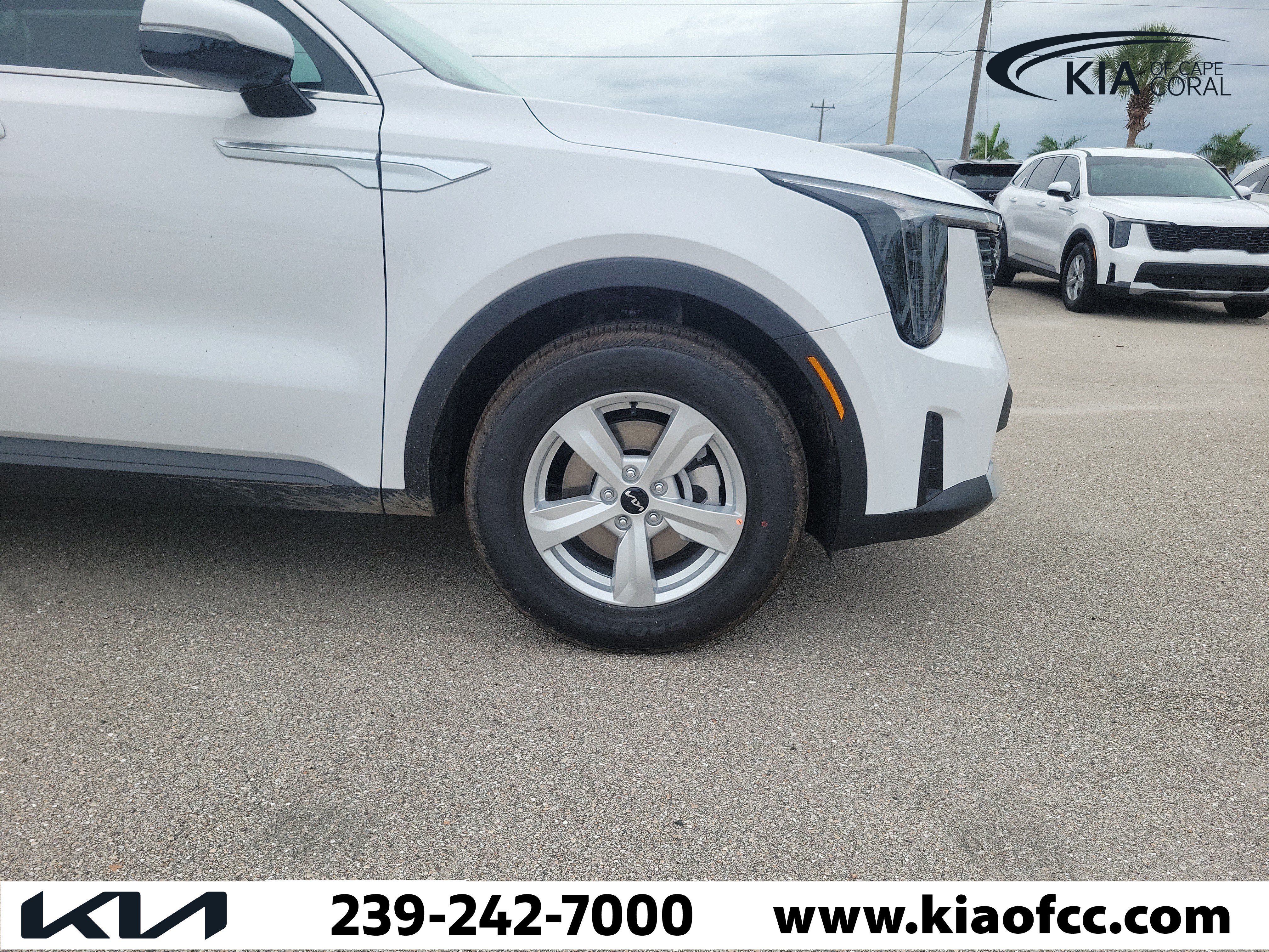 New 2026 Kia Sorento LX FWD image 7