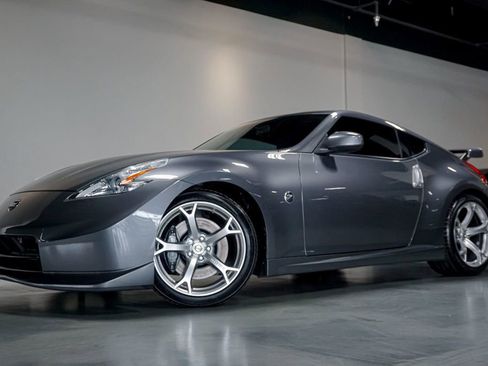 Used 2012 Nissan 370Z NISMO image 1