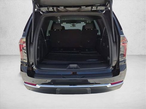 Used 2025 Chevrolet Tahoe LT RWD image 6