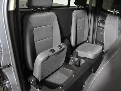 Used 2022 Chevrolet Colorado LT w/ LT Convenience Package image 33