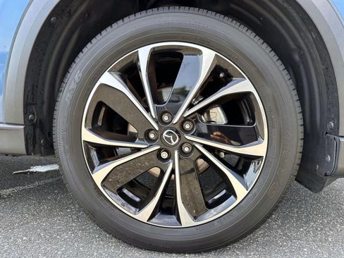 Used 2023 MAZDA CX-5 AWD 2.5 S w/ Premium Plus Pkg image 6