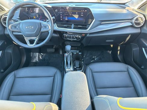 Used 2025 Chevrolet Trax ACTIV image 21