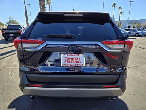 Certified 2022 Toyota RAV4 Limited image 5