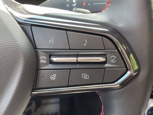 Used 2024 Chevrolet Traverse RS FWD image 24