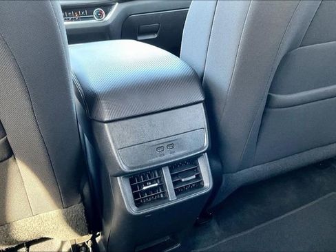 Used 2025 Chevrolet Equinox LT image 10