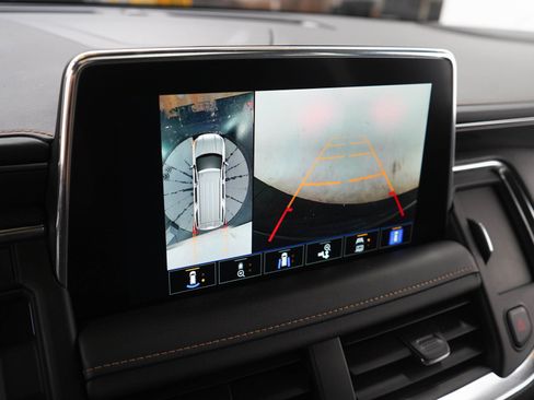Used 2022 GMC Yukon AT4 w/ AT4 Premium Package AWD/4WD image 25