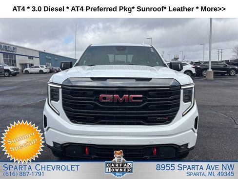 Used 2023 GMC Sierra 1500 AT4 w/ AT4 Preferred Package AWD/4WD image 8