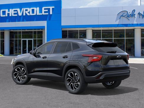 New 2026 Chevrolet Trax RS FWD image 5