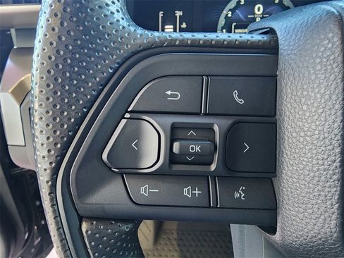 Used 2024 Toyota Tacoma SR5 image 18