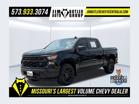 Used 2022 Chevrolet Silverado 1500 Custom w/ LPO, Dark Essentials Package AWD/4WD image 1