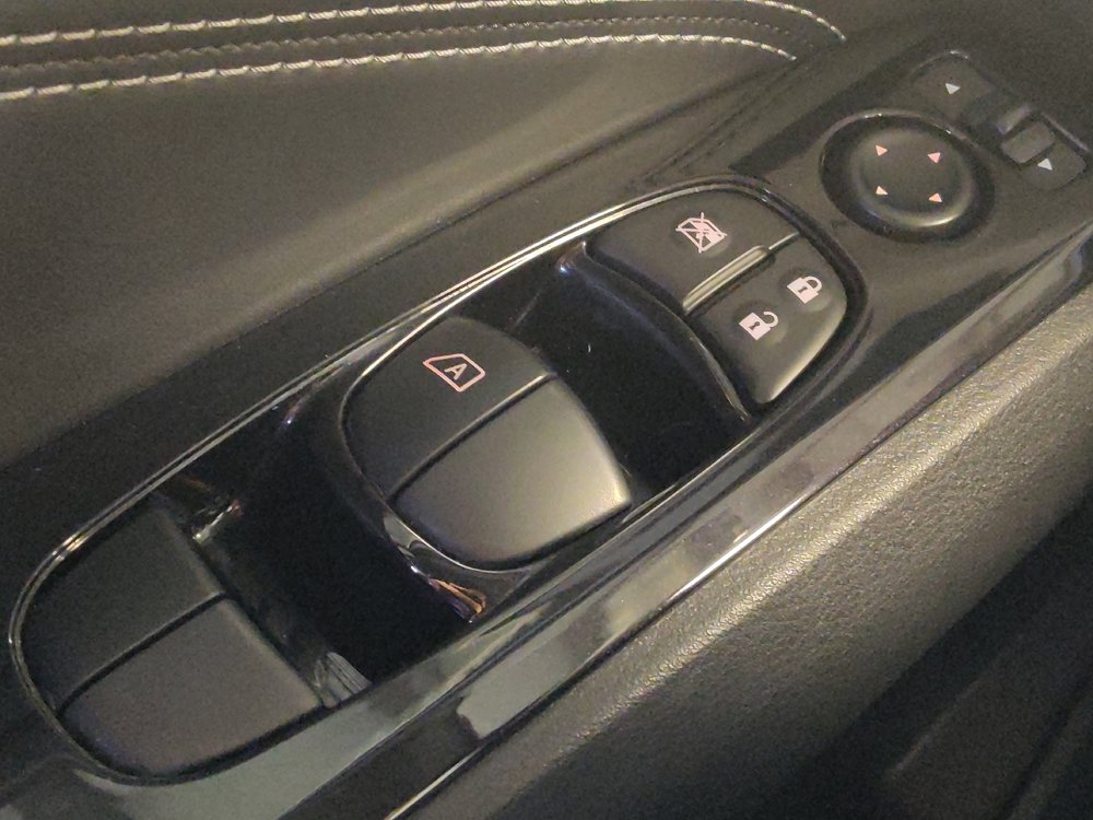 Used 2023 Nissan Altima 2.5 SV w/ SV Premium Package FWD image 27