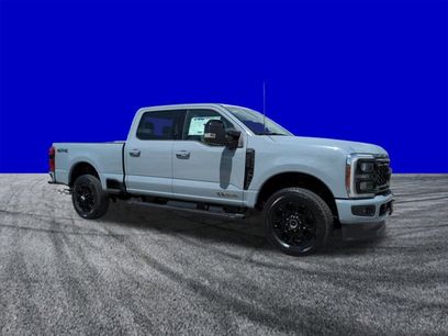 New 2026 Ford F250 Lariat w/ Black Appearance Package