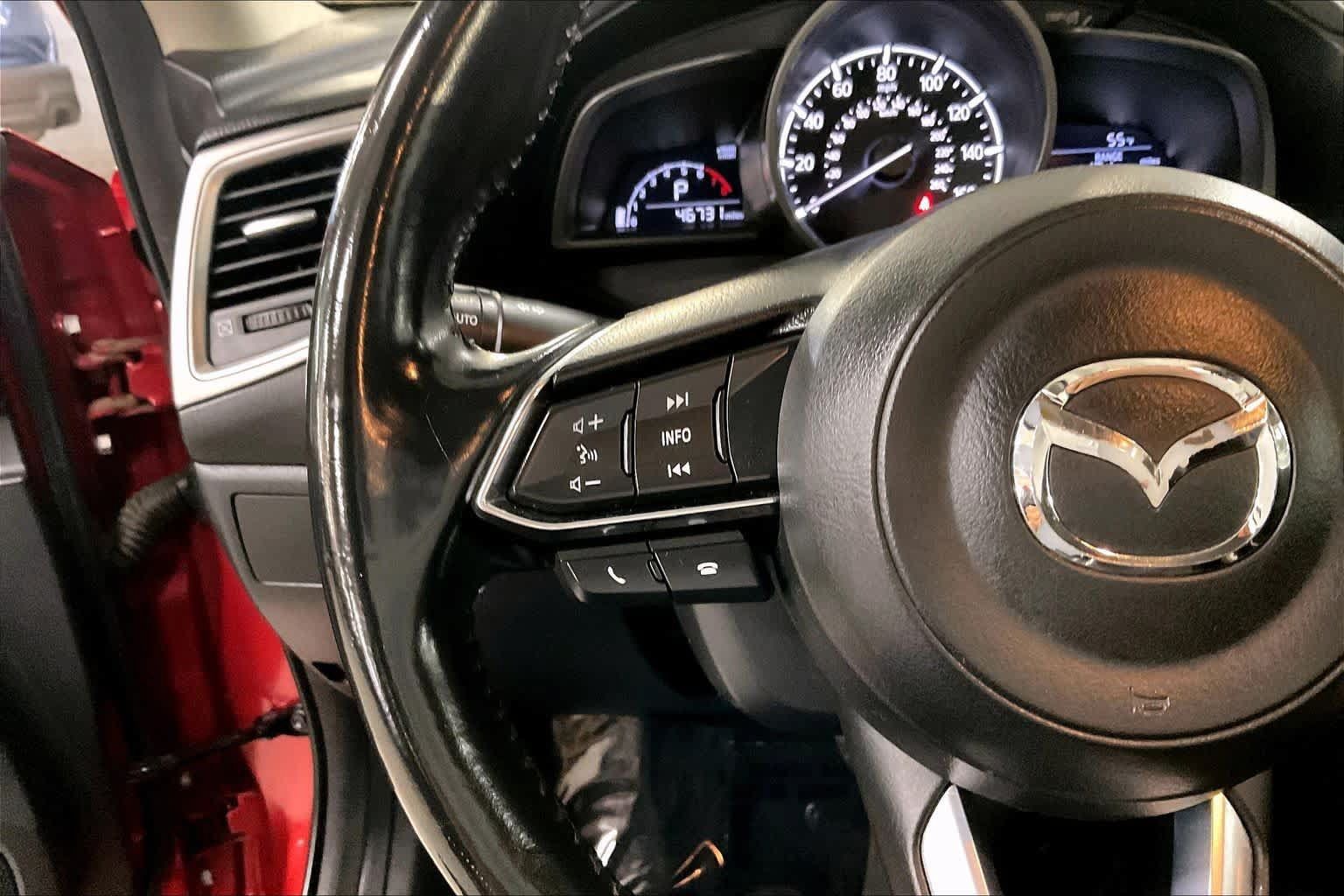 Used 2018 MAZDA MAZDA3 Touring FWD image 24