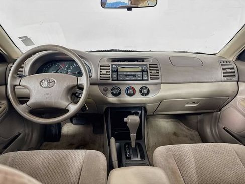 Used 2004 Toyota Camry LE FWD image 22