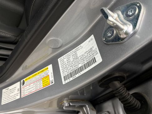 Used 2025 Honda Civic Sport image 19