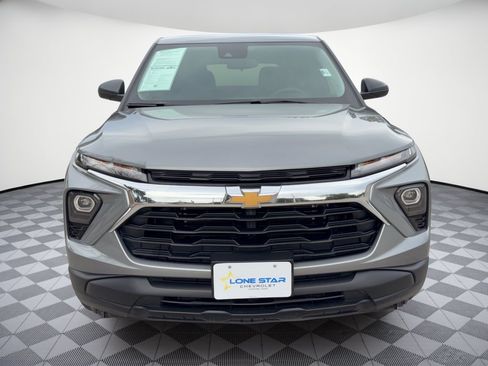 Certified 2026 Chevrolet TrailBlazer LS w/ LS Convenience Package FWD image 6