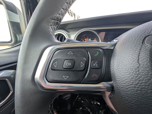 Used 2023 Jeep Wrangler Sahara image 25