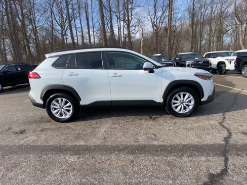 Certified 2024 Toyota Corolla Cross LE image 15