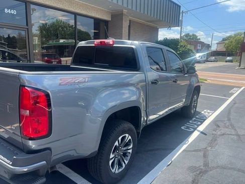 Used 2021 Chevrolet Colorado Z71 AWD/4WD image 4