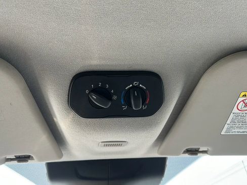 Used 2016 Ford Transit 350 XL image 23