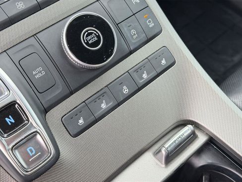 Used 2021 Hyundai Palisade Limited FWD image 28