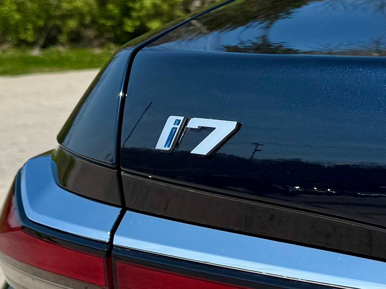 Used 2025 BMW i7 eDrive50 w/ Executive Package RWD image 79