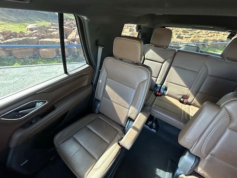 Used 2023 Chevrolet Tahoe High Country image 31