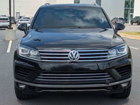 Used 2017 Volkswagen Touareg Wolfsburg Edition AWD/4WD image 8