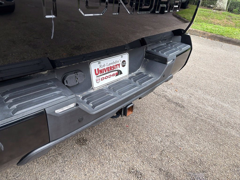 Used 2022 Toyota Tundra Platinum AWD/4WD image 18