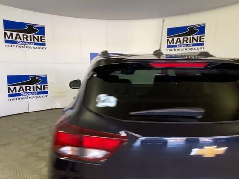 Used 2021 Chevrolet TrailBlazer LT w/ Sun and Liftgate Package FWD image 9