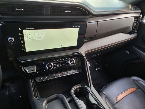 Used 2024 GMC Sierra 2500 AT4 w/ AT4 Premium Plus Package image 20