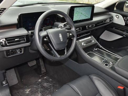 New 2026 Lincoln Aviator Reserve AWD/4WD image 35