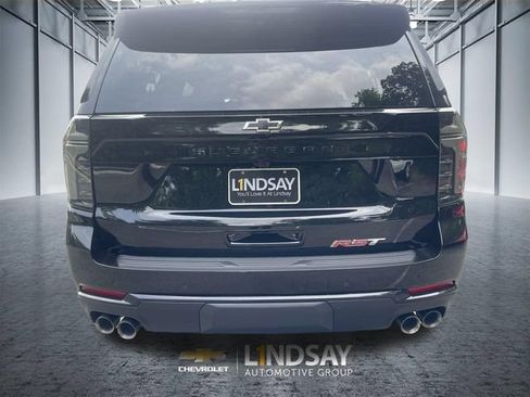 New 2026 Chevrolet Suburban RST w/ Comfort Package AWD/4WD image 7