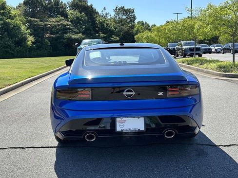 Certified 2024 Nissan Z Performance w/ Floor Mat Package RWD image 8