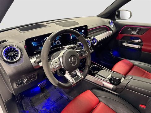 Certified 2022 Mercedes-Benz GLB 35 AMG 4MATIC image 9