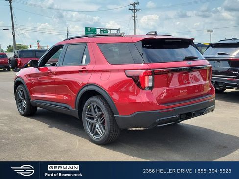 New 2026 Ford Explorer ST-Line w/ ST-Line Street Pack AWD/4WD image 7