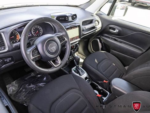 Used 2022 Jeep Renegade Latitude AWD/4WD image 17