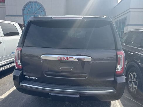 Used 2018 GMC Yukon Denali image 7